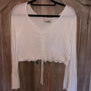Lucy Love white cropped long sleeve shirt